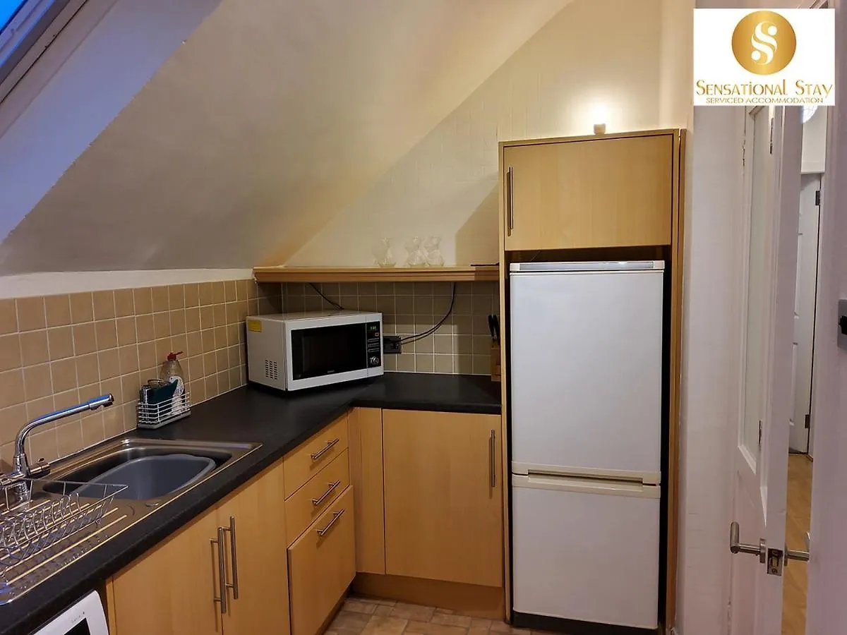 Apartment 2 Bedroom Apt At Sensational Stay Serviced Accommodation Aberdeen - Clifton Road