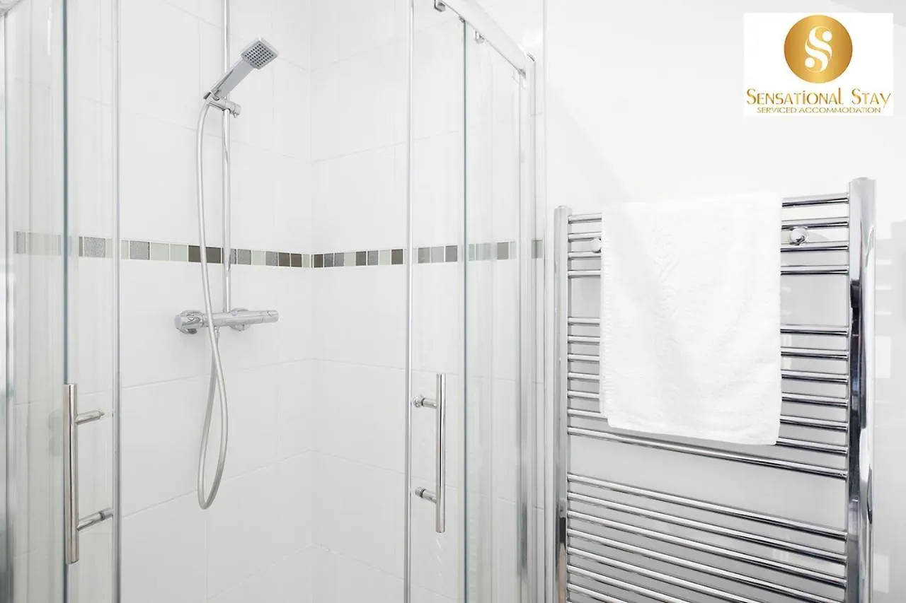 2 Bedroom Apt At Sensational Stay Serviced Accommodation Aberdeen - Clifton Road Apartment