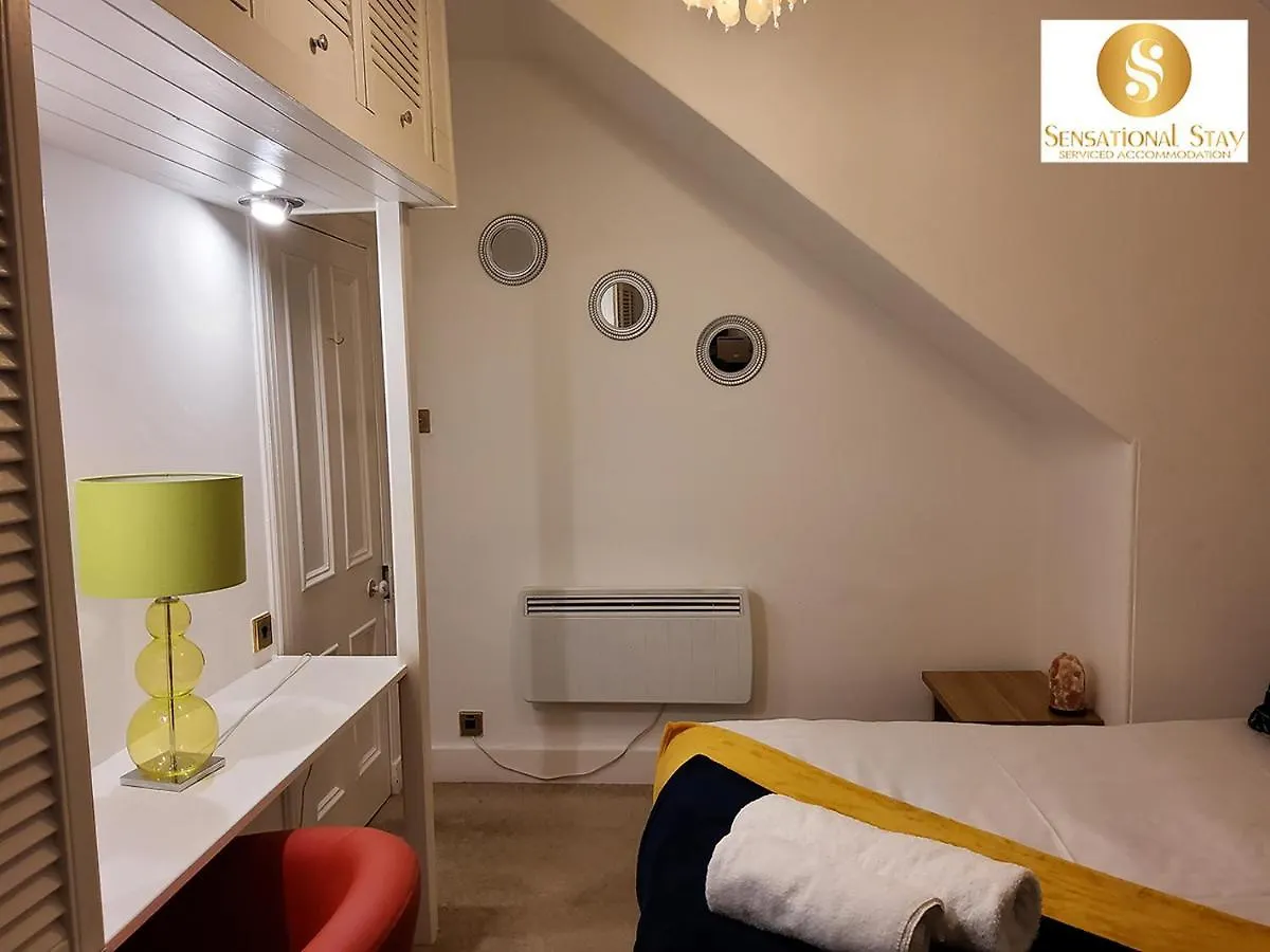 Apartment 2 Bedroom Apt At Sensational Stay Serviced Accommodation Aberdeen - Clifton Road